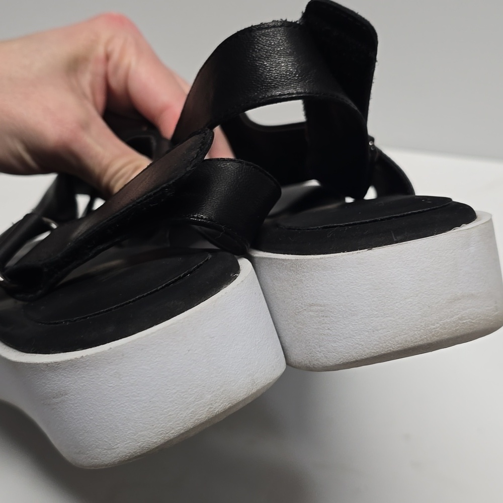 {Vaneli} Clead Strap Slingback Sandal Flatform Platform Open Toe Black - Picture 8 of 16